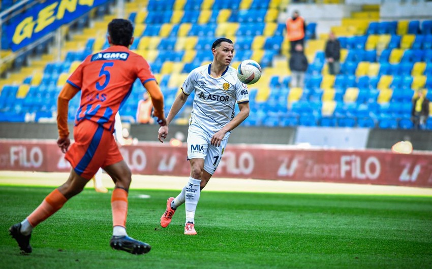 Renat və Həsən 90 dəqiqə oynadılar, komandaları "sülh" bağladı