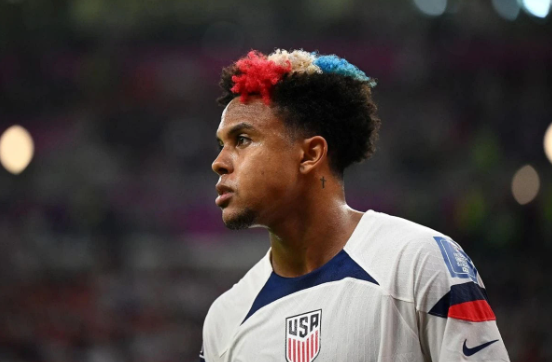 ABŞ millisinin üzvü "Yuventus"da qalacaq