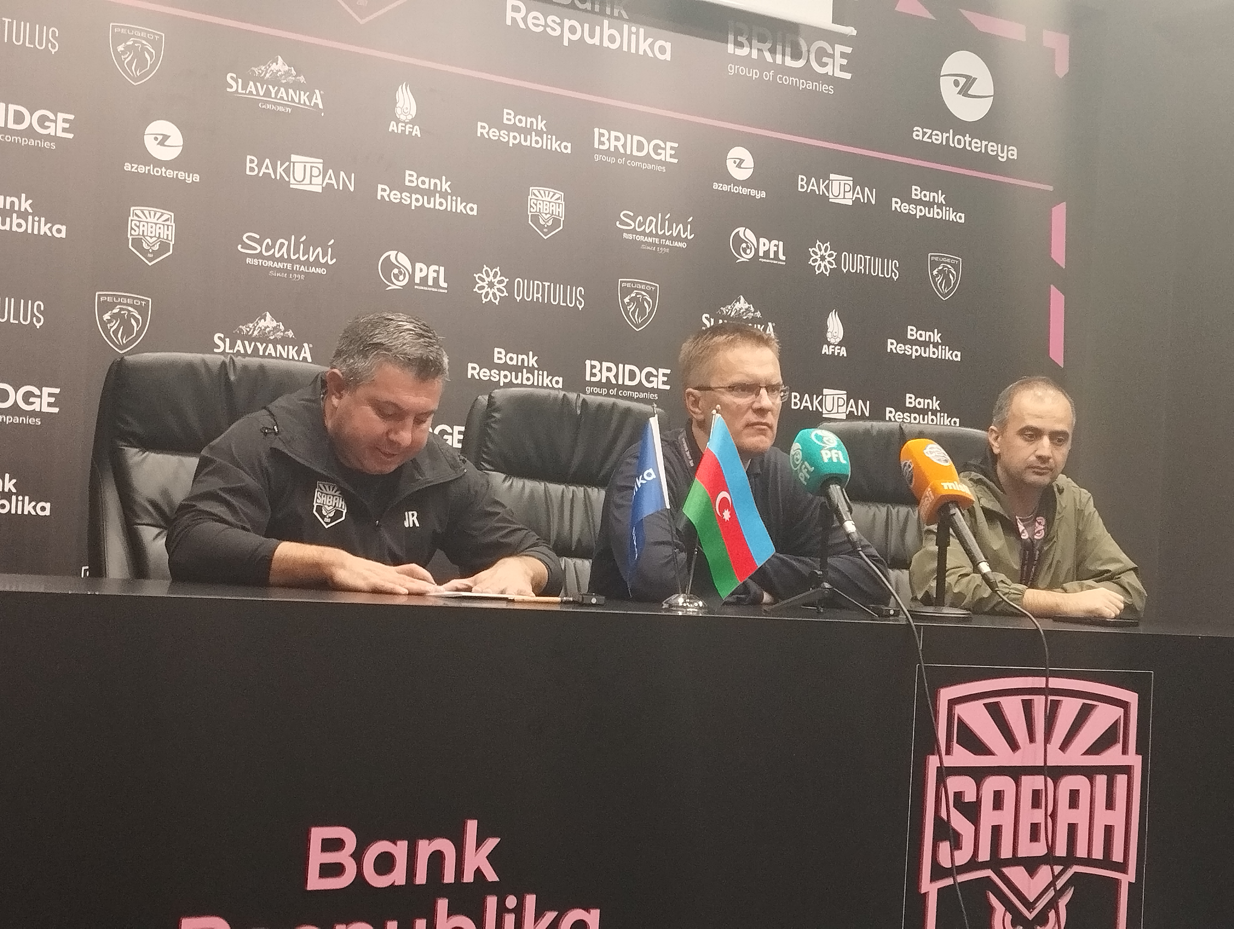 Valdas Dambrauskas: “Sabah”ın kimliyini yaratmalıyıq"