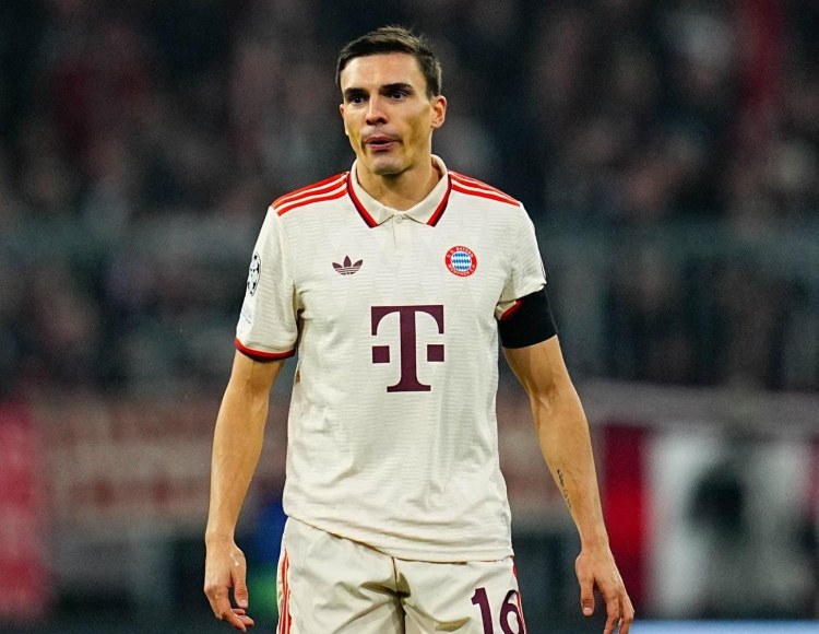 "Bavariya"nın futbolçusu İngiltərəyə qayıdır