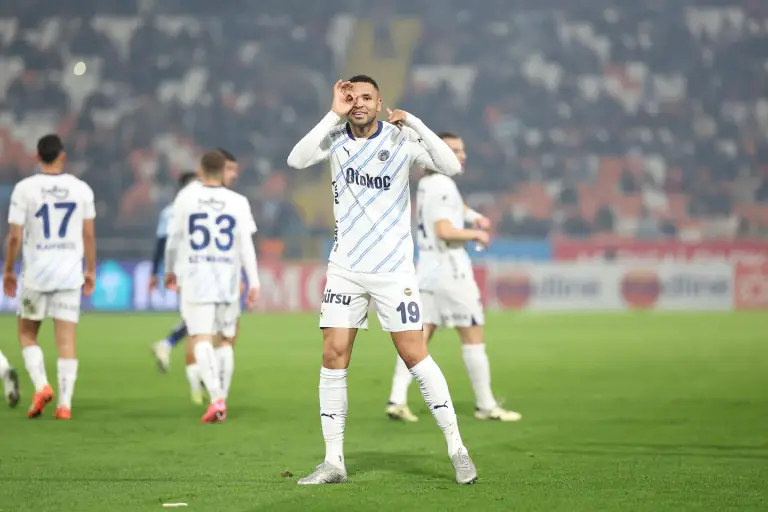 "Fənərbaxça"nın hücumçusu Səudiyyə Ərəbistanı klubuna keçdi