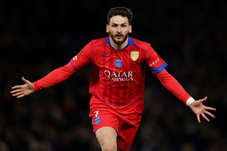 PSJ gürcü futbolçunun heç bir kluba buraxmayacaq