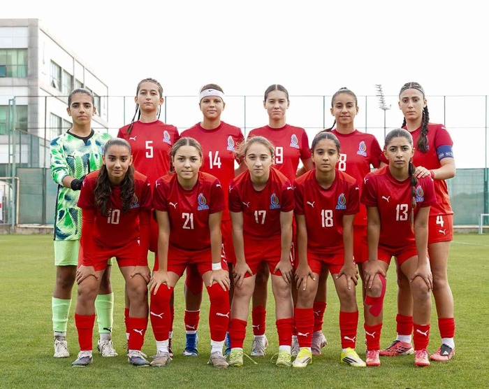 Milli yenə gürcülərlə bacarmadı