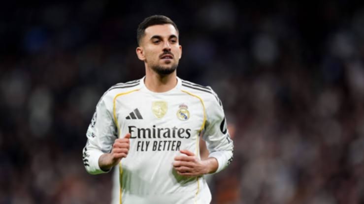 İspanyalı yarımmüdafiəçi "Ayaks"ın hədəfində