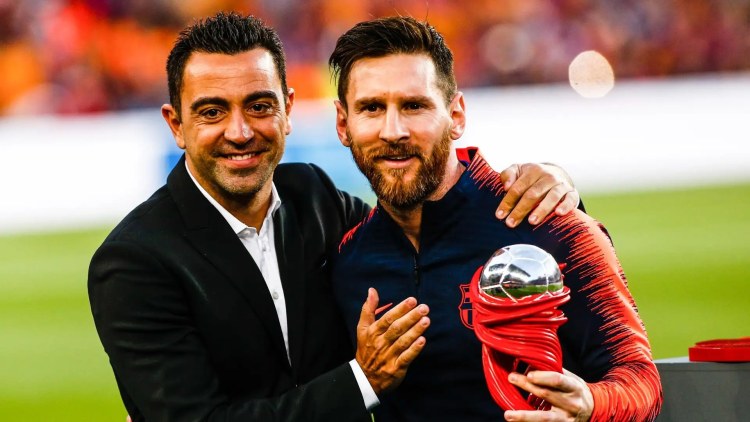 "Messi futbolun Maykl Cordanıdır" - Xavi