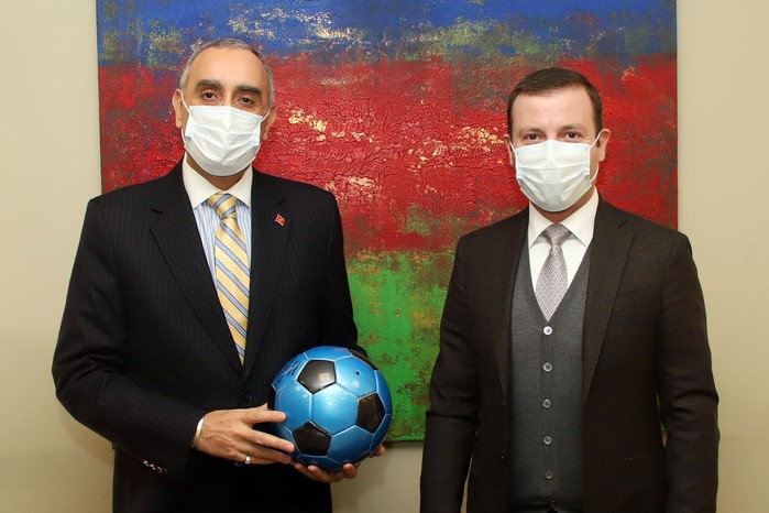 Elxan Məmmədov Mərakeşin səfiri ilə görüşüb