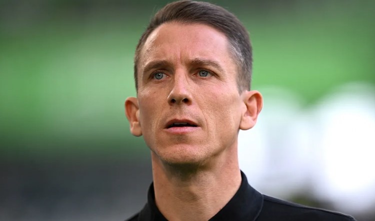 Almaniya klubu baş məşqçisi ilə yollarını ayırdı