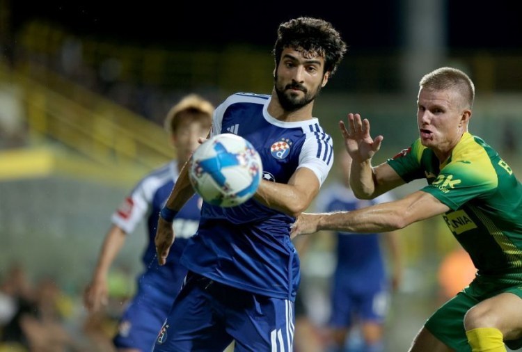 Mahir Emreli oynadı, "Dinamo" qələbə qazandı