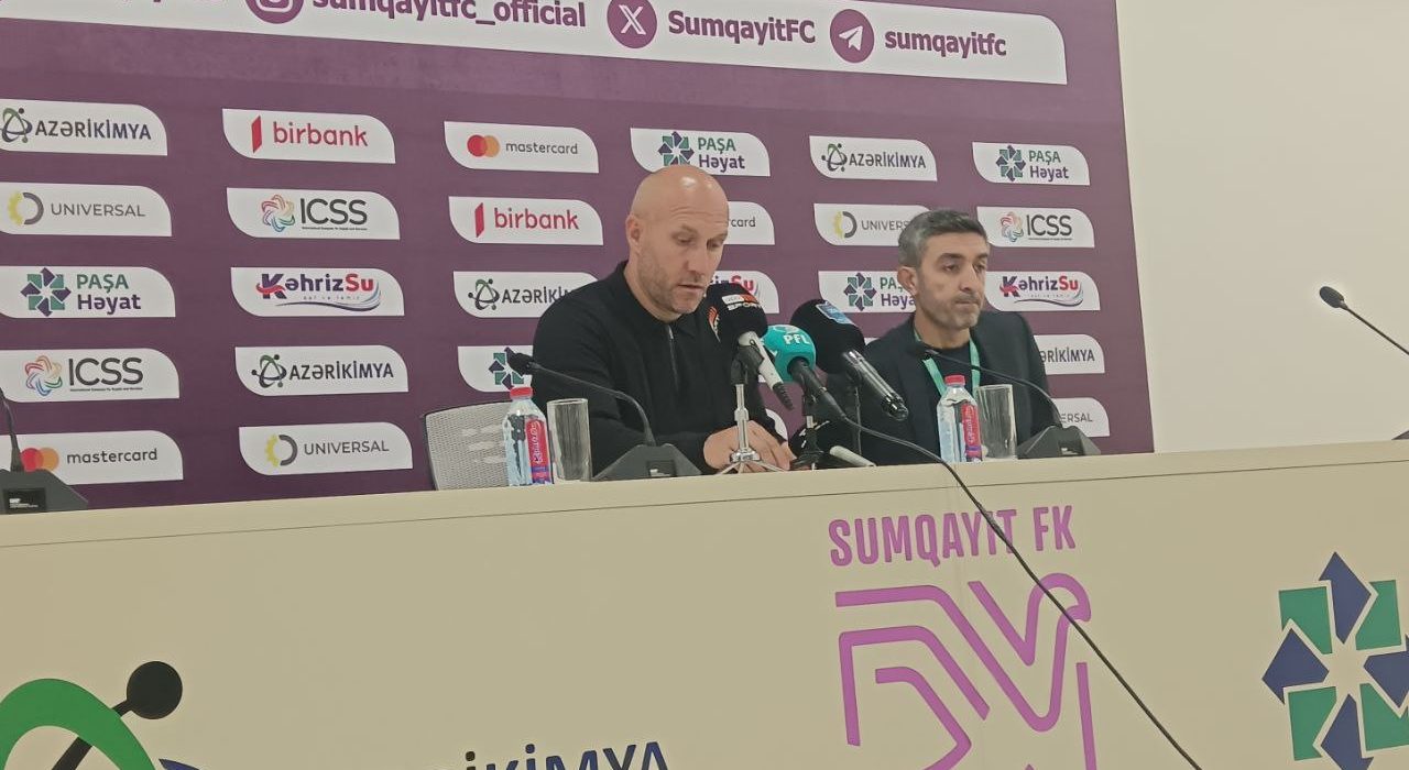 Samir Abasov: "Bəzi oyunçuların başı futboldan kənar söhbətlərə qarışıb"