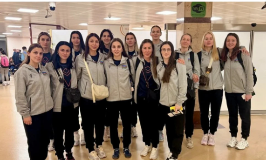 Azərbaycanın qadınlardan ibarət voleybol millisi Macarıstana təlim-məşq toplanışına yollanıb