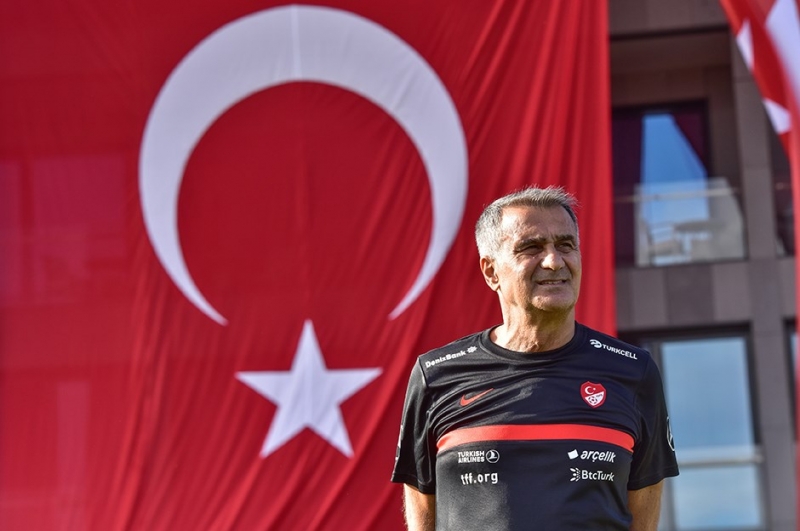 Şenol Günəş: "İki oyunu Azərbaycanda keçirməyimiz üstünlükdü"