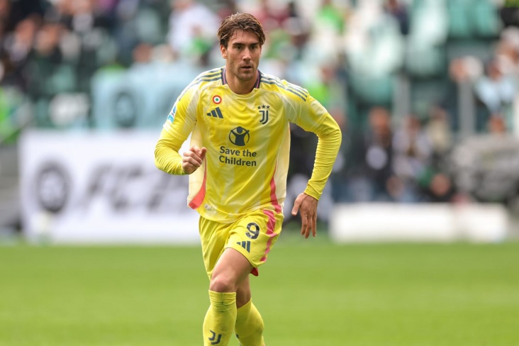 "Bavariya" Duşan Vlahoviçi pulsuz əldə edə bilər