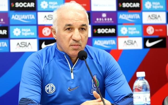 Millinin sabiq məşqçisi: "Çətin durumdayıq"