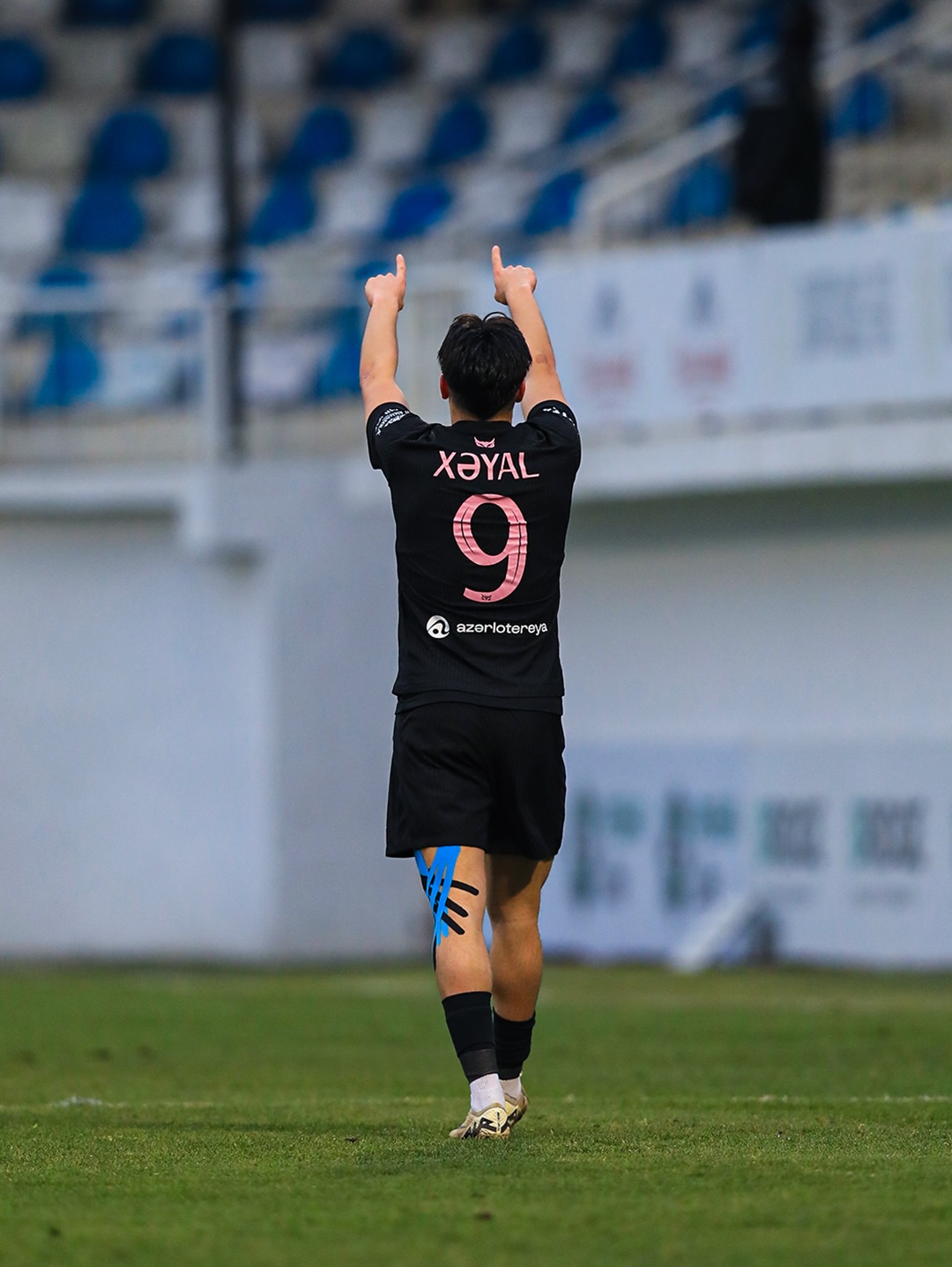 “Sabah”ın futbolçusu: “Komandada əhval-ruhiyyə bombadır”