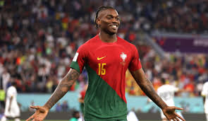 Portuqaliyanın hücumçusu millinin düşərgəsindən ayrıldı