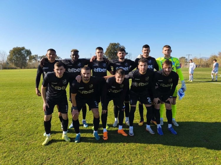 Cəlal oynadı, komandası "sülh" bağladı