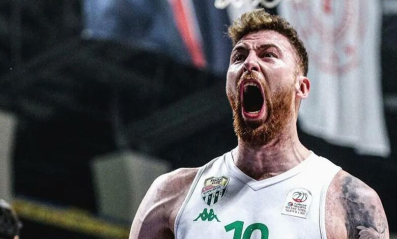 Türkiyəli basketbolçu "Çikaqo Bullz"da