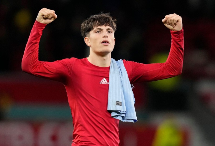 "Napoli" Qriliş və ya Qarnaçonu almaq üçün 53 milyon avro ayırdı