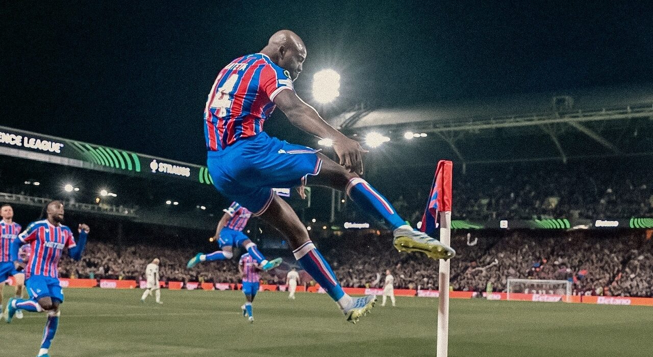 KL: “Kristal Pelas” “Fiorentina”nı böyük hesabla məğlub etdi