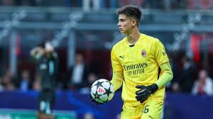 İngiltərə klubu "Milan"ın qolkiperini istəyir