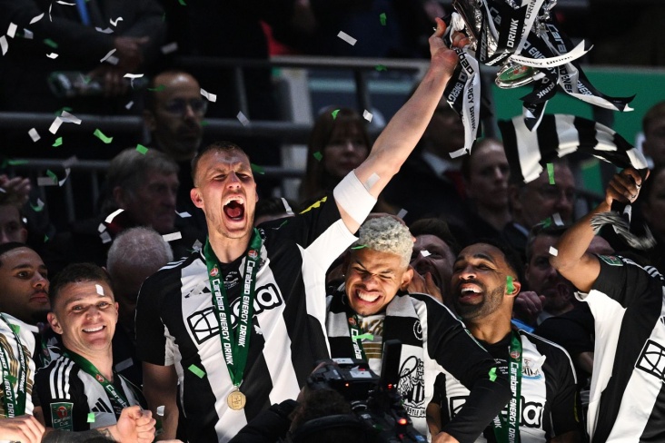 "Nyukasl" rəhbərliyinin baş məşqçi ilə bağlı planı müəyyənləşib