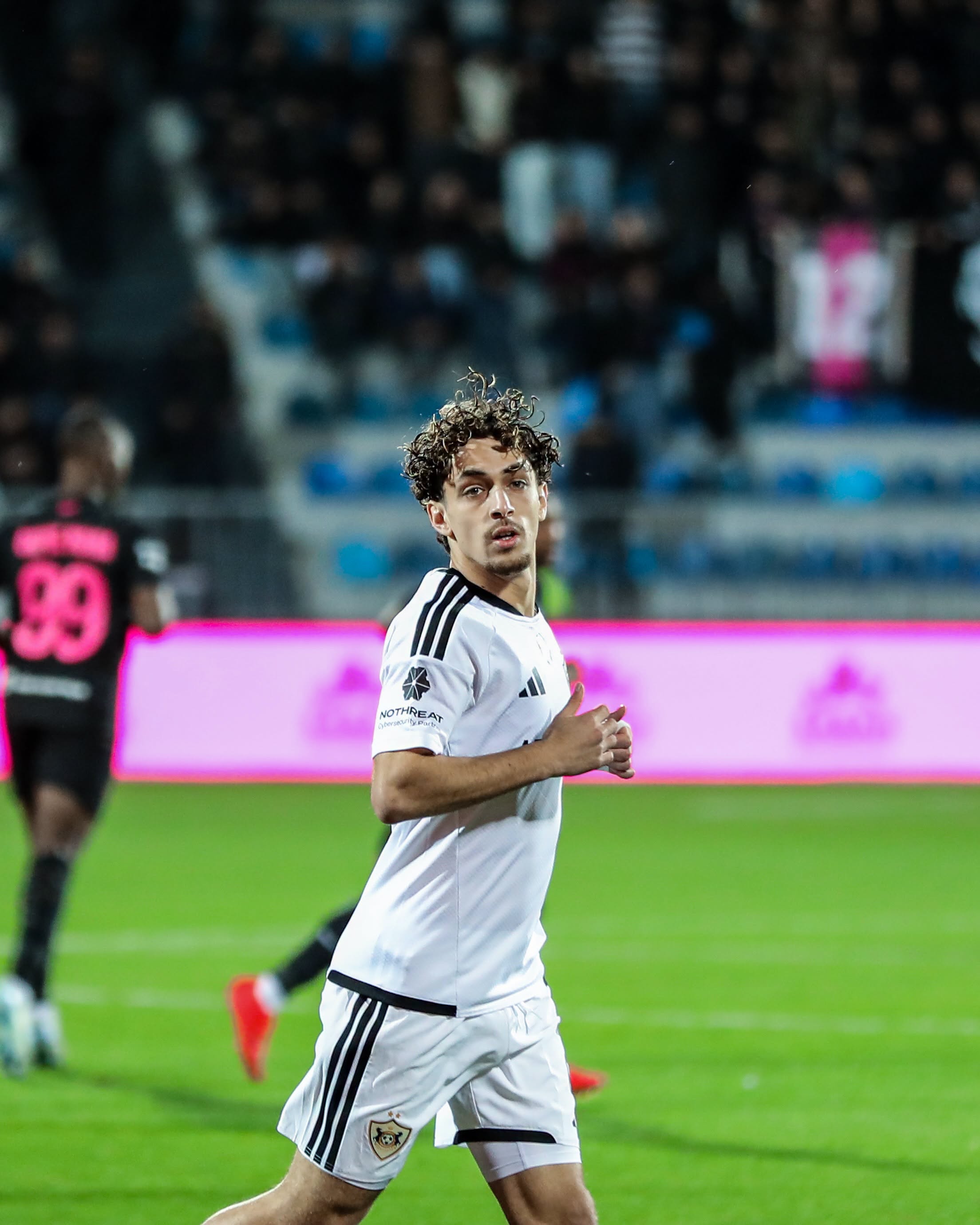 “Qarabağ”ın futbolçusundan şok açıqlama: “Titul uğrunda iki komanda mübarizə aparacaq”