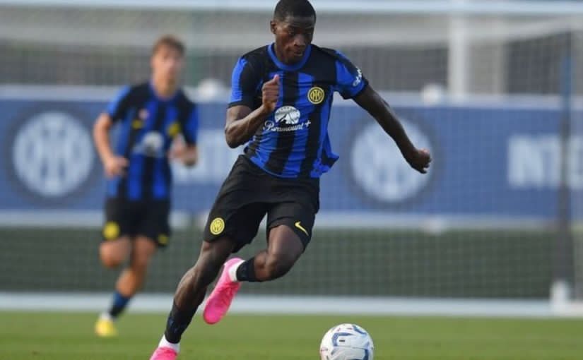 "Espanyol" fransalı yarımmüdafiəçini transfer etməyə yaxındır