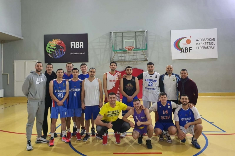 Dünya reytinqinə başçılıq edən ünlü basketbolçu Azərbaycanda səfərdədir