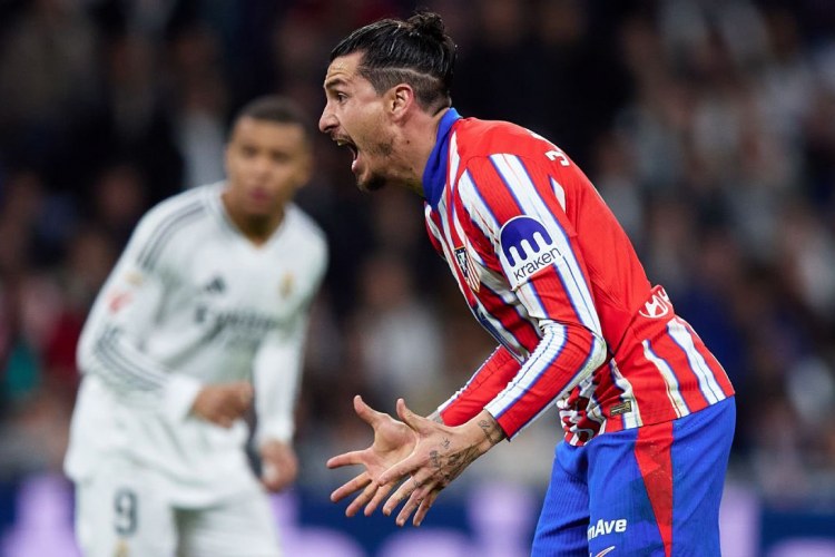 "Atletiko"nun müdafiəçisi "Fənərbaxça"nın hədəfində