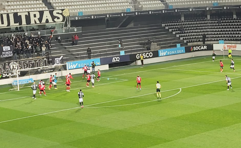 "Neftçi" hesabı açdı