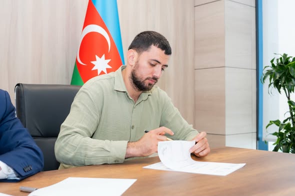 "Şəfa" Mehbalıyevi "rənglərinə bağladı"