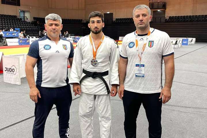 Vüsal Qələndərzadə Avropa kubokunda ikinci oldu