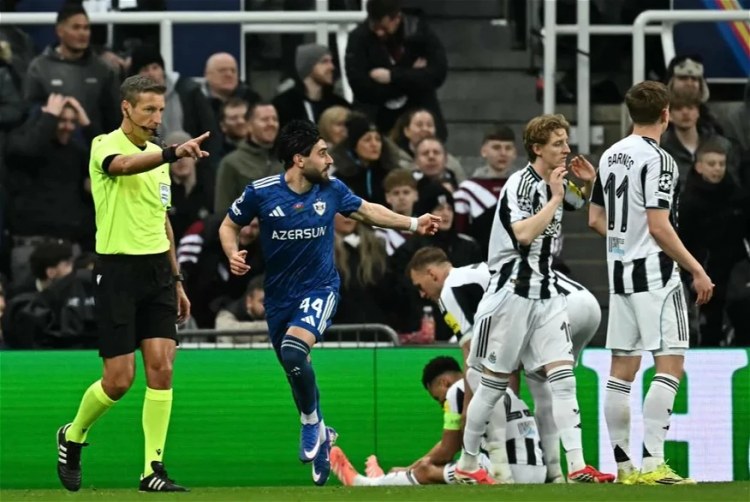 Ramsdeyl Elvin Cəfərquliyevin zərbəsinin qarşısını ala bilmədi