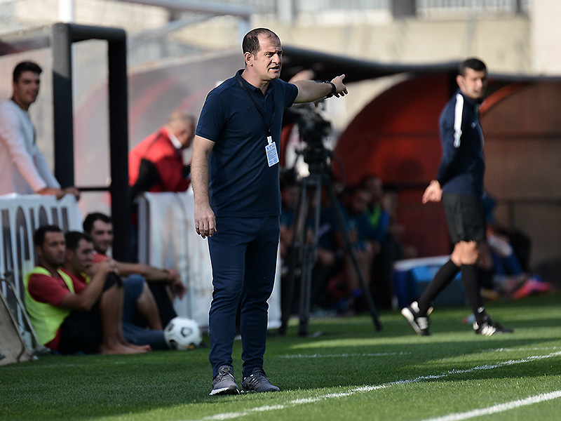 Ən yaxşı olmaq Baxşıyevi sevindirir, ancaq dəyişdirmir:  "Vallah, bu xalları verərdim ki, təki o futbolçular bizimlə olsunlar"