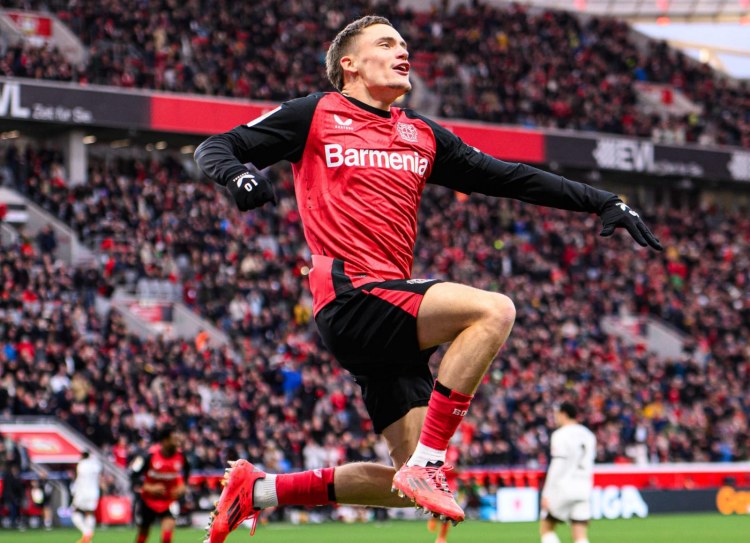 "Liverpul"un futbolçusu Almaniyada ən yaxşı seçildi