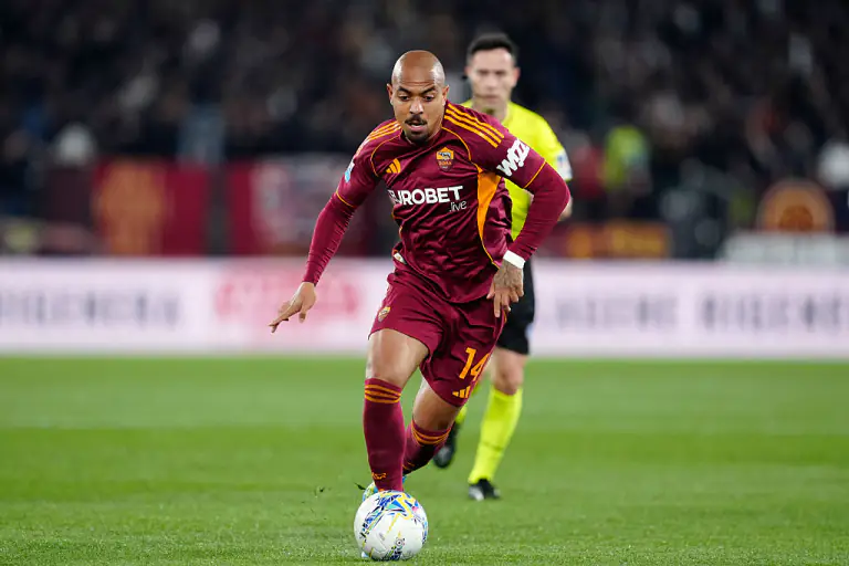 "Roma" icarəyə götürdüyü hücumçu ilə müqavilə bağlayacaq