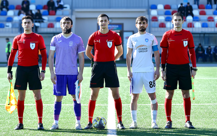 "Şirlər" "boz qurdlar"a qarşı