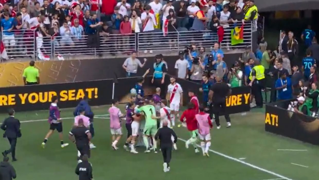 “İnter” və “River Pleyt” futrbolçuları arasında kütləvi dava