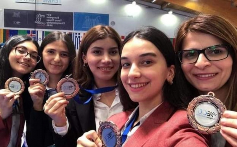 Şahmat yığmamız yenidən Avropa çempionatının bürünc medalını qazanıb