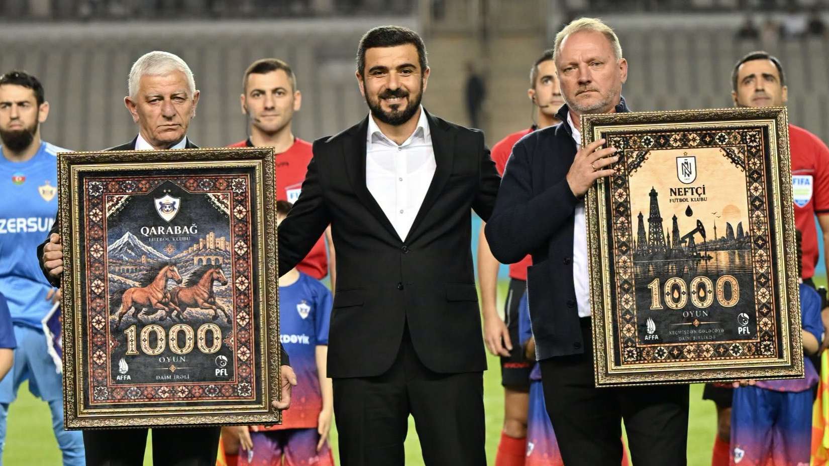 PFL “Qarabağ” və “Neftçi”ni 1000-ci oyunlarına görə mükafatlandırdı