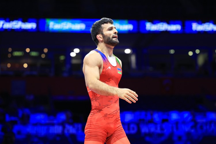 Azərbaycanın 2 güləşçisi dünya çempionu oldu 