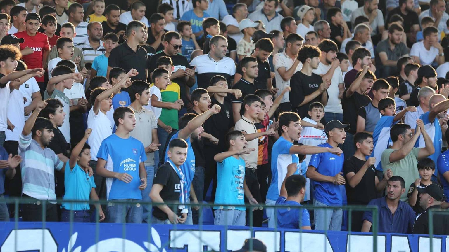 Misli Premyer Liqası: Beş oyunda 7 mindən çox azarkeş