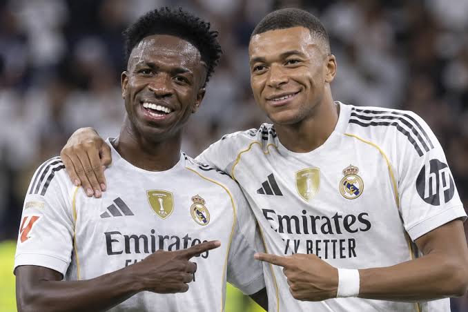 "Real"ın sabiq məşqçisi: "Vinisius-Mbappe cütlüyündən biri klubu tərk etməyənə qədər..."