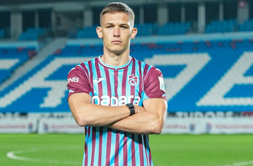 "Trabzonspor"un futbolçusu Belçika klubuna keçdi