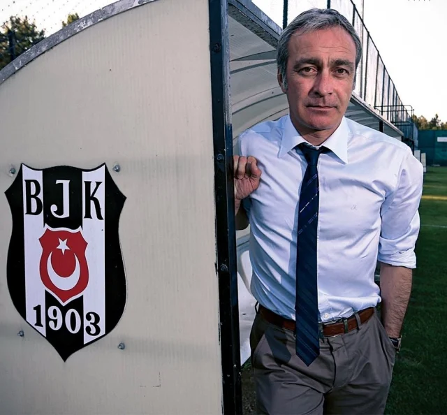 "Beşiktaş"ın idman direktoru: "Salahın keçidi hazırda bizim üçün bağlıdır"