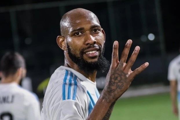 "Kolumbiya tankı" "Qarabağ"dan ayrıldı