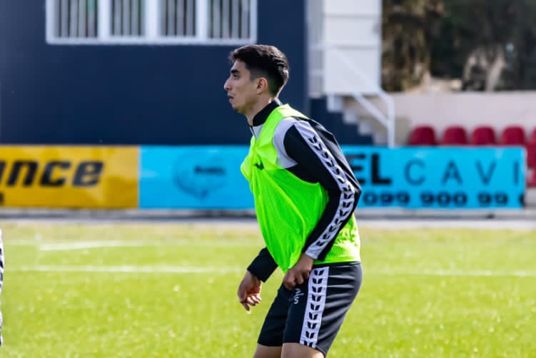 Karvan-Yevlax"ın futbolçusu: “Doğma meydanda oynamağımız bizim üçün üstünlükdür"