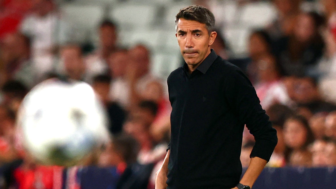 “Benfika” baş məşqçisi ilə yolları ayırdı