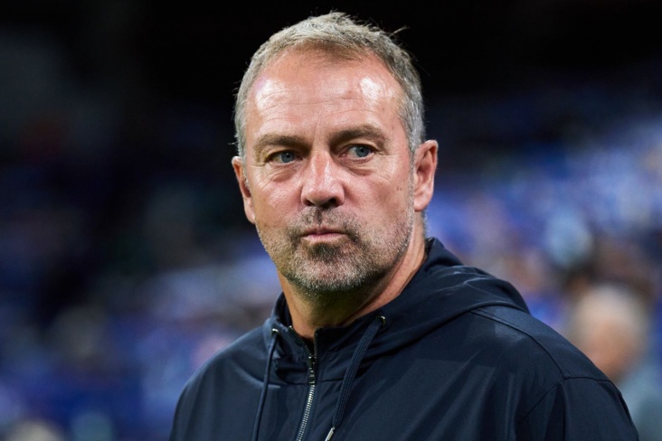 Hans-Diter Flik müqaviləsinin müddətini 2028-ə qədər uzadacaq