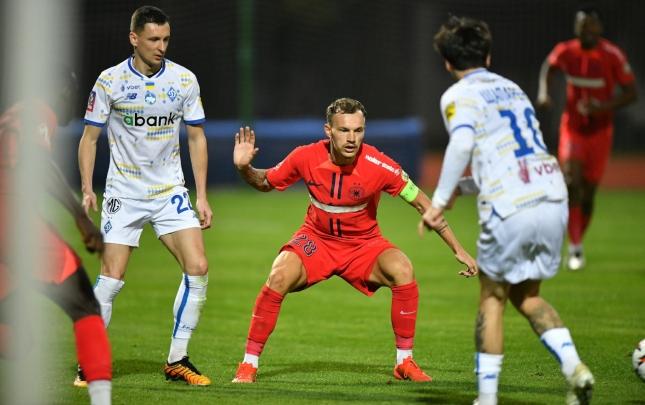 "Qarabağ"la oyun ərəfəsində "Dinamo"ya məğlub oldular